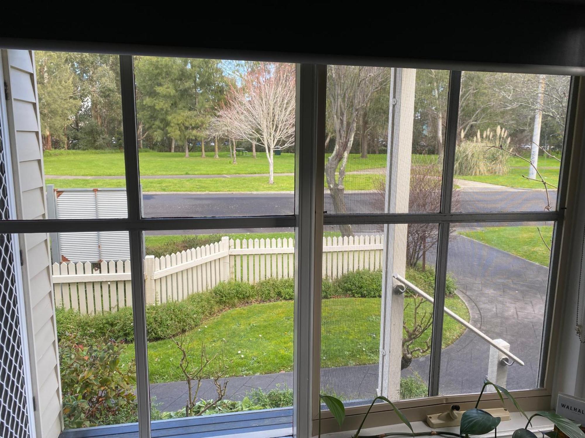 Creek Cottage Bed And Breakfast Traralgon Exteriör bild